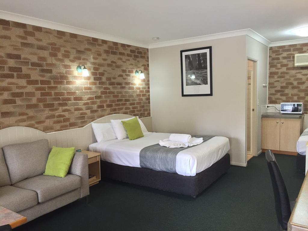 Country Gardens Motor Toowoomba